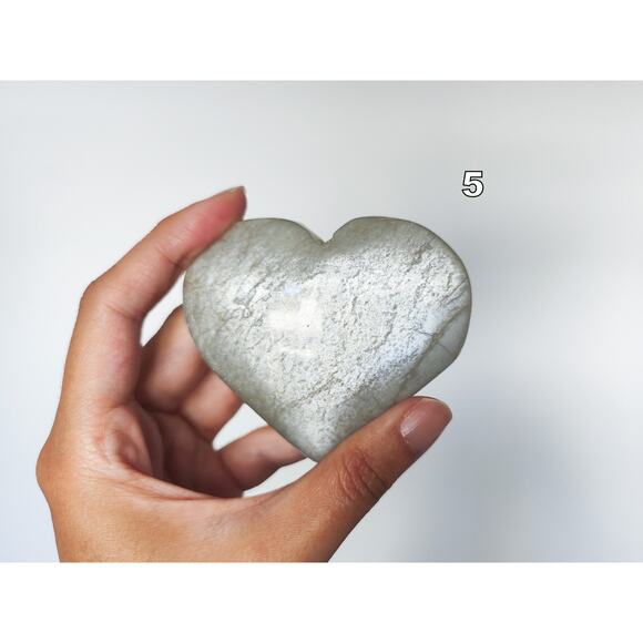 Super Flash Sage Moonstone Heart Carving Garnierite - Picture 7 of 12